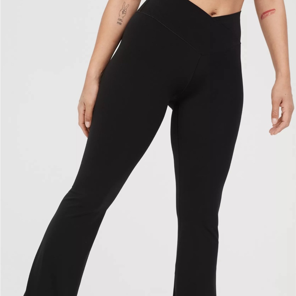 Aerie Classic Black Flare Leggings